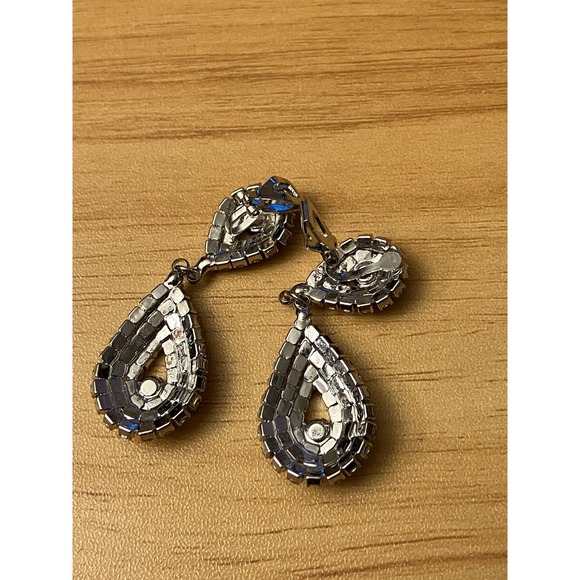 Silver Tone Rhinestone Teardrop Clip On Earrings Bridal Pageant Formal Dangle - Picture 4 of 4
